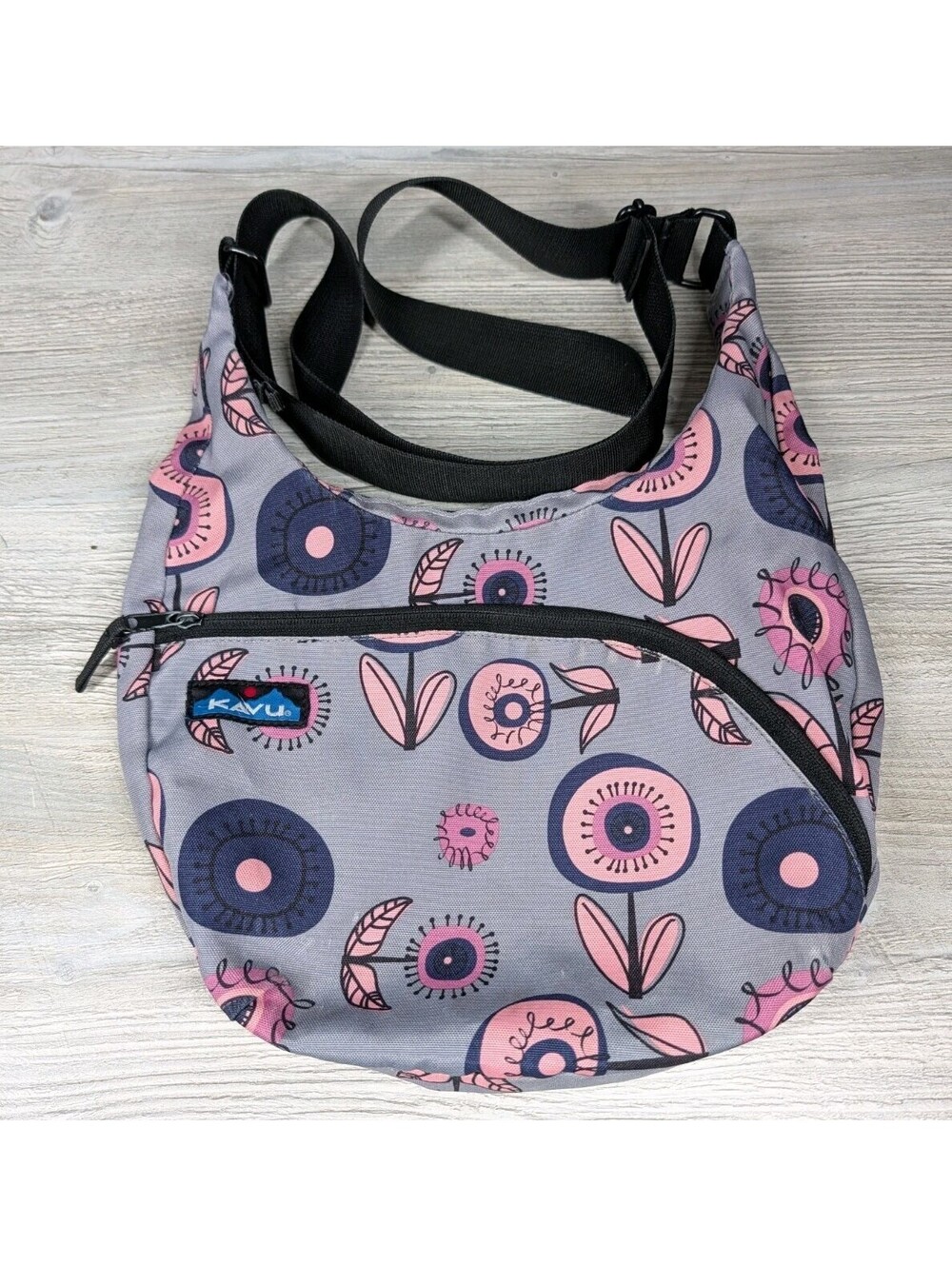 KAVU Womens One Size Gray Pink Floral Sydney Satchel Crossbody Bag Purse Outdoor